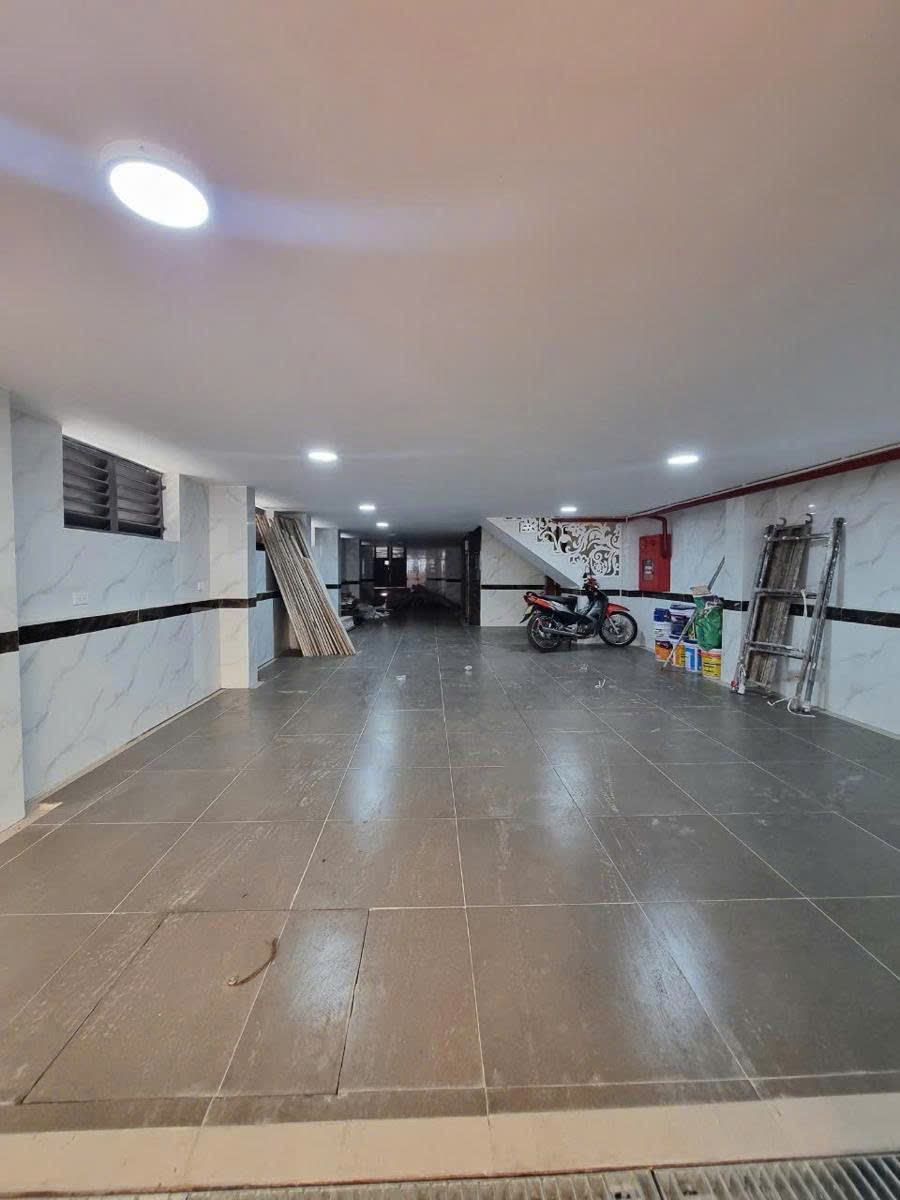 TÒA CĂN HỘ CAO CẤP LẠC LONG QUÂN - LÔ GÓC 3 MẶT NGÕ THÔNG